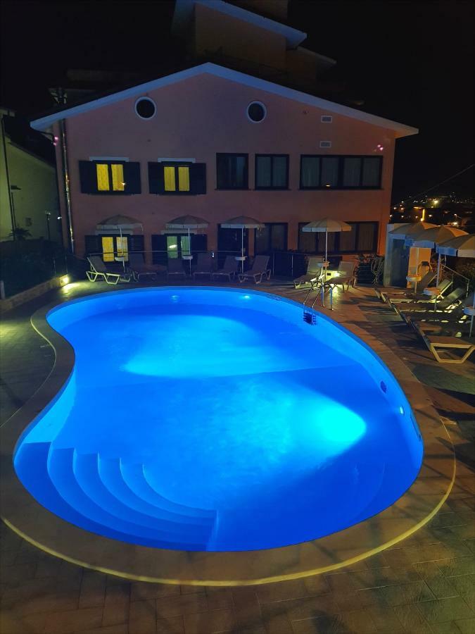Residence Gli Ulivi Di Eolo سابري المظهر الخارجي الصورة